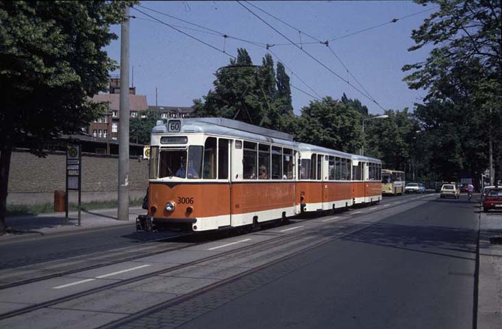 B93005